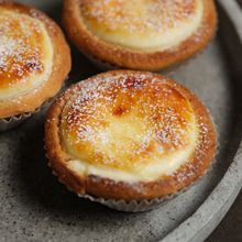 Load image into Gallery viewer, Japanese Cheese Tart
